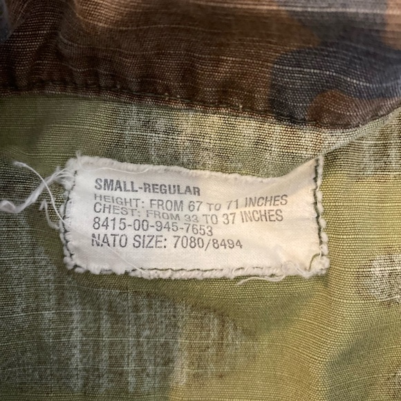 Vintage Authentic Military Jacket - Picture 2 of 3